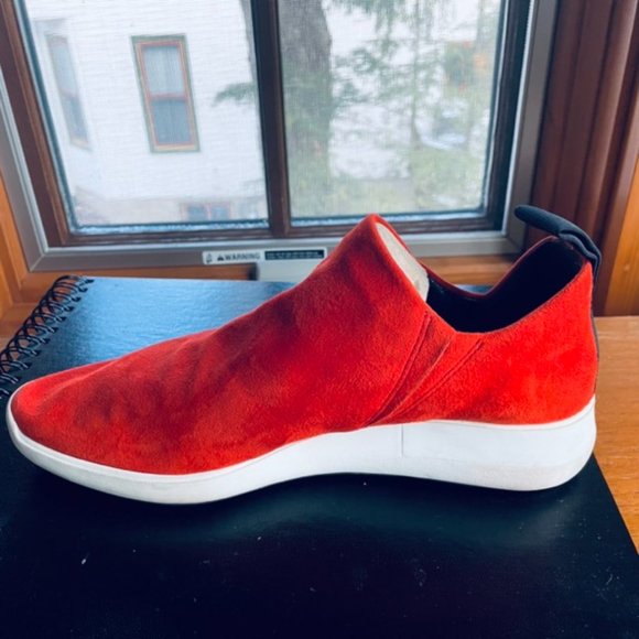 Via Spiga Marlow Red Suede Slip-on Sneakers/Ankle Shoes - Women's 7.5. - Picture 9 of 11